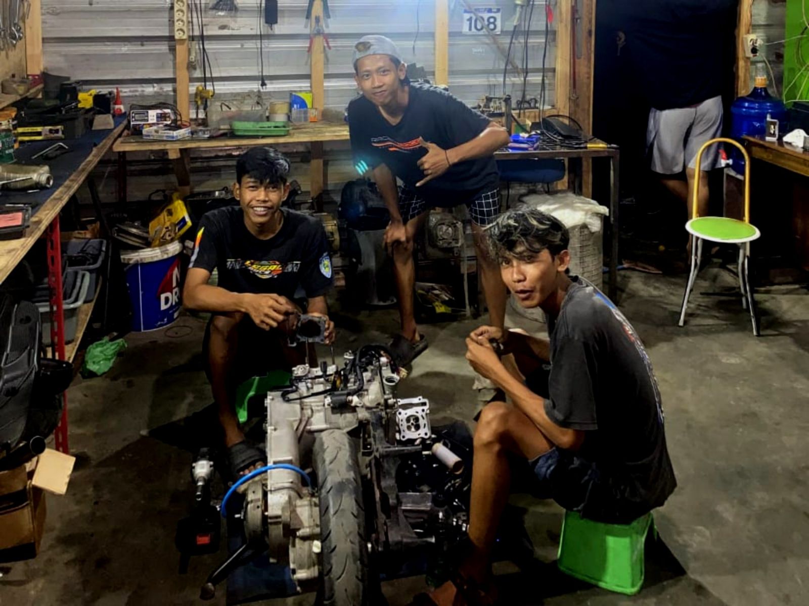 Putra Motor: Solusi Otomotif Cilacap yang Dipercaya